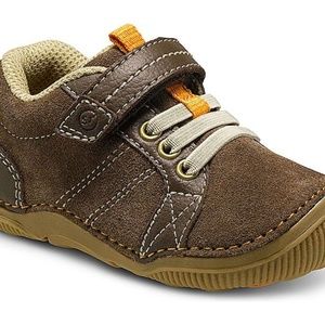 NEW: Stride Rite SRT Daniel Brown BB54053 SZ 4M Toddler